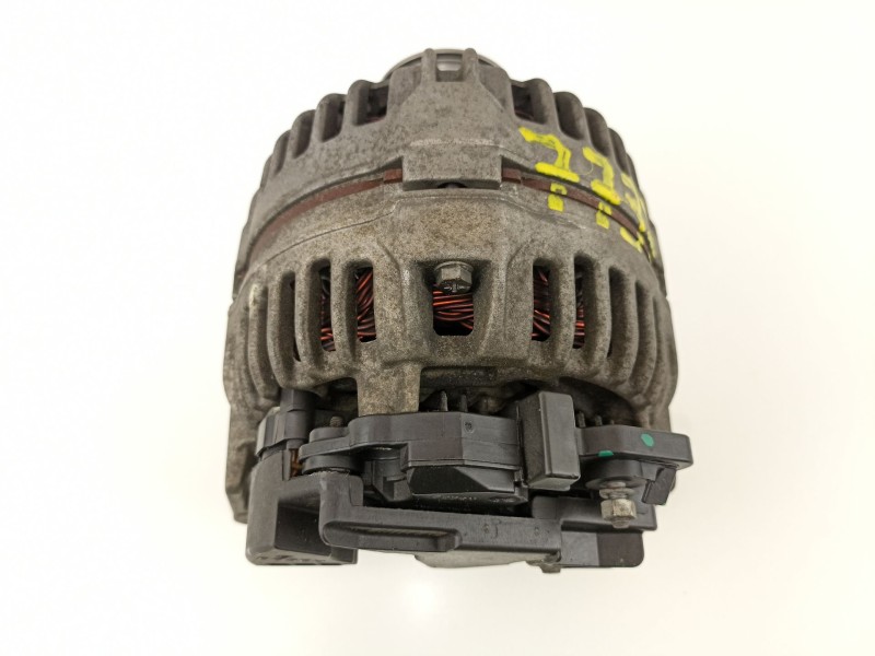 Recambio de alternador para opel astra h berlina 1.6 16v referencia OEM IAM 55556067 0124425020 6204205