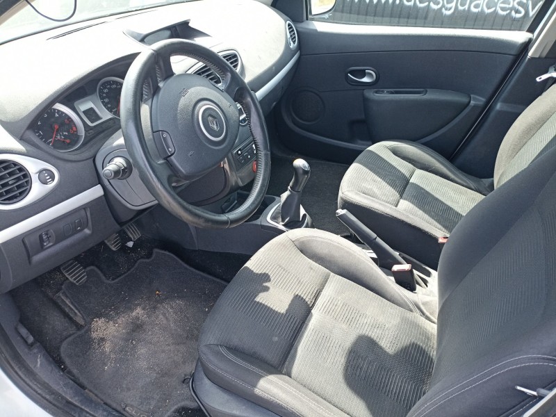 renault clio grandtour del año 2010