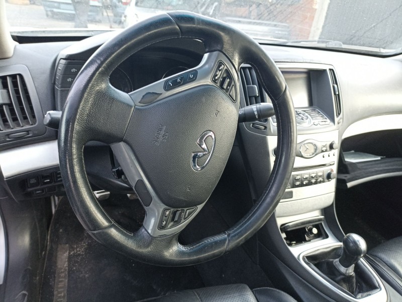 infiniti g37 sedan del año 2008