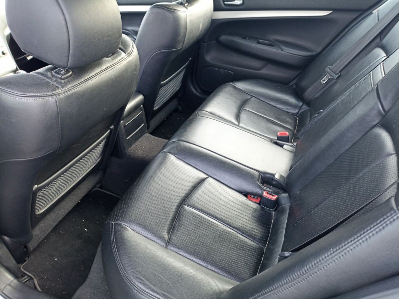 infiniti g37 sedan del año 2008