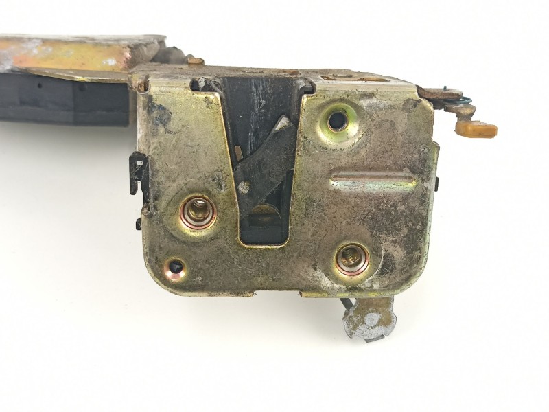 Recambio de cerradura puerta trasera derecha para volvo s40 berlina 1.9 turbodiesel referencia OEM IAM 30850811  