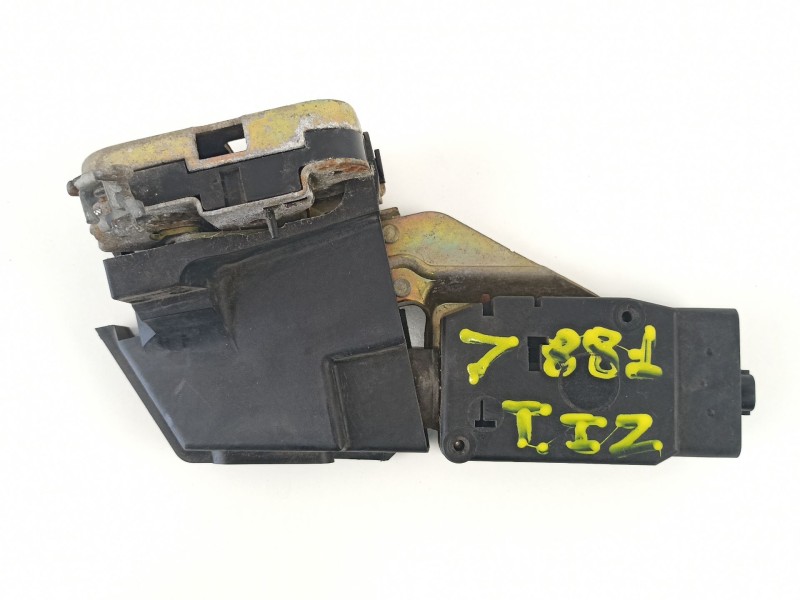 Recambio de cerradura puerta trasera izquierda para volvo s40 berlina 1.9 turbodiesel referencia OEM IAM 30850806  