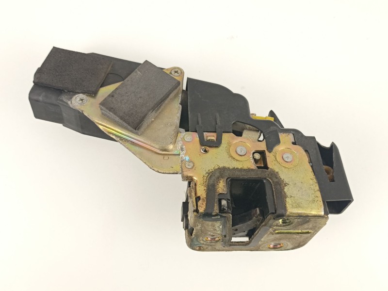Recambio de cerradura puerta delantera derecha para volvo s40 berlina 1.9 turbodiesel referencia OEM IAM 30644381  