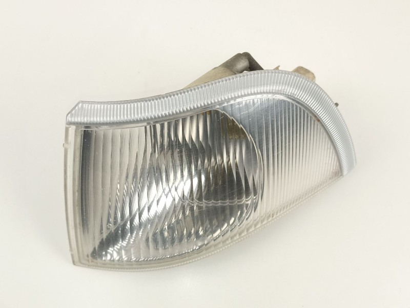 Recambio de piloto delantero izquierdo para volvo s40 berlina 1.9 turbodiesel referencia OEM IAM 30854653  30862523