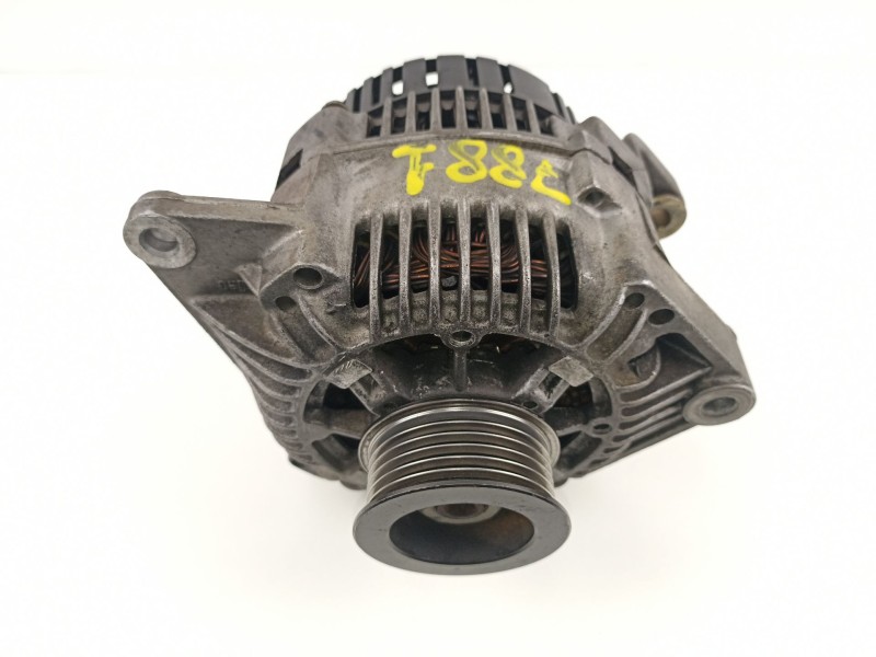 Recambio de alternador para volvo s40 berlina 1.9 turbodiesel referencia OEM IAM 8111888 2541981A 7700424582