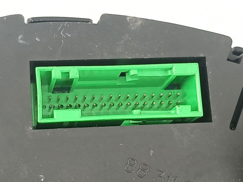 Recambio de cuadro instrumentos para seat leon 1.6 g 5v referencia OEM IAM 1M0920821A 88311292 110080075018