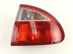 Recambio de piloto trasero derecho para seat leon 1.6 g referencia OEM IAM 1M6945112  