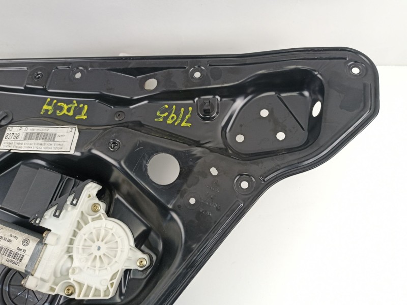 Recambio de elevalunas trasero derecho para seat leon 1.6 g referencia OEM IAM 1M0839756F  1J4959812C