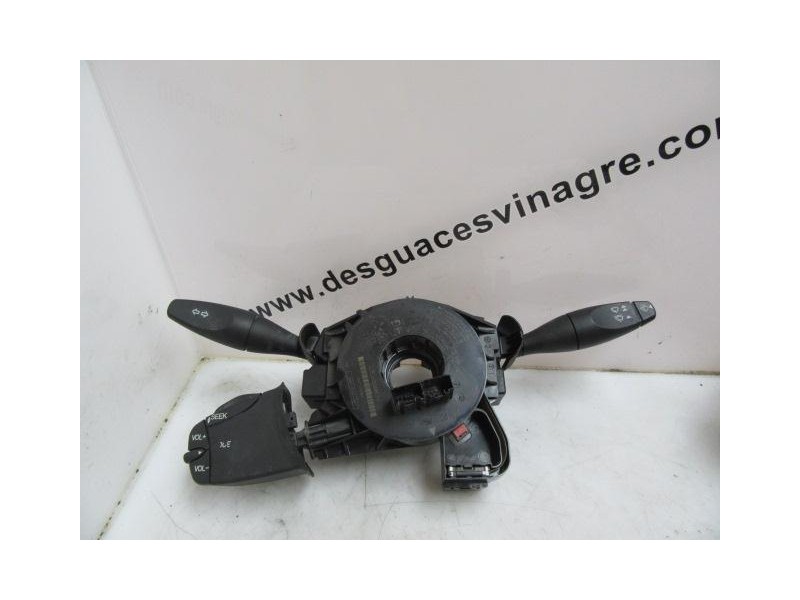 Recambio de mando luces y limpias : ford focus : 1.8 tddi (100,61cv) [2004] para ford focus 1.8 tddi referencia OEM IAM   