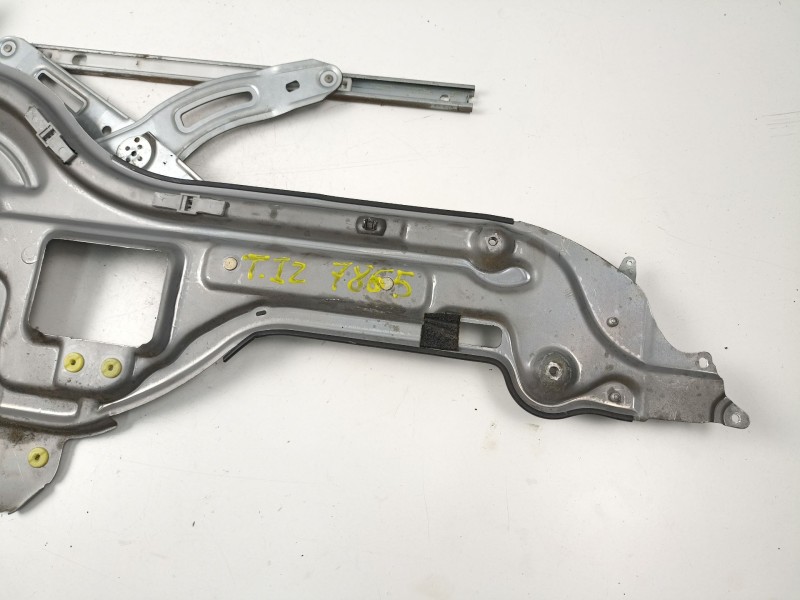 Recambio de elevalunas trasero izquierdo para hyundai trajet (fo) 2.0 crdi gls referencia OEM IAM 834703A000  