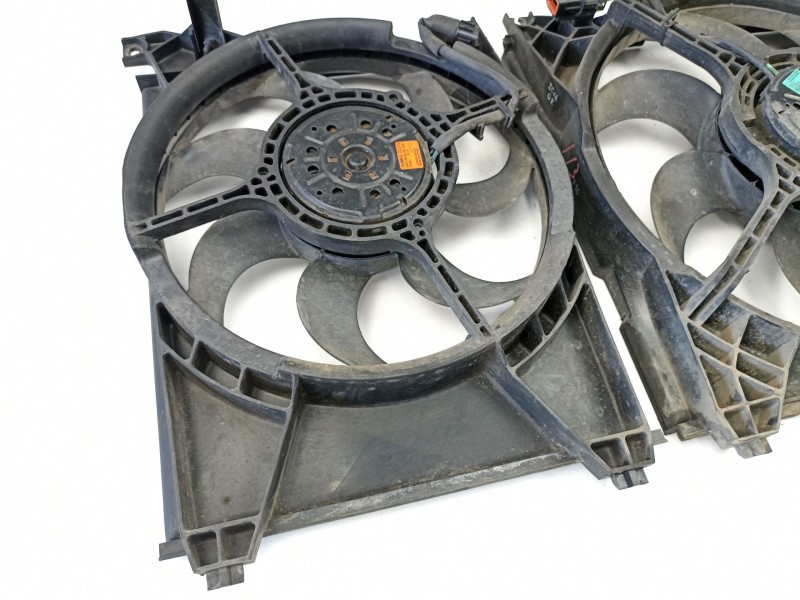 Recambio de electroventilador para hyundai trajet (fo) 2.0 crdi gls referencia OEM IAM 253803A250  253863A250