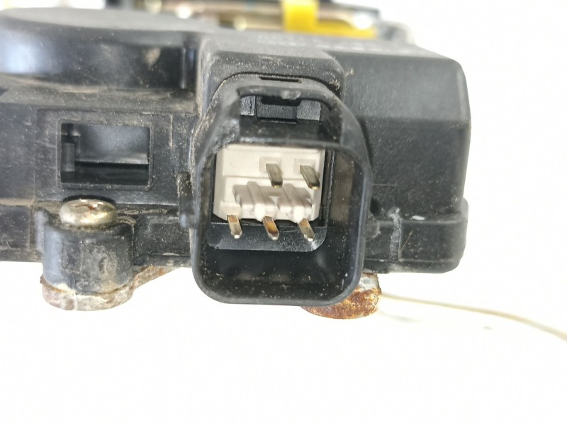 Recambio de cerradura puerta trasera derecha para hyundai trajet (fo) 2.0 crdi gls referencia OEM IAM 814203A000  