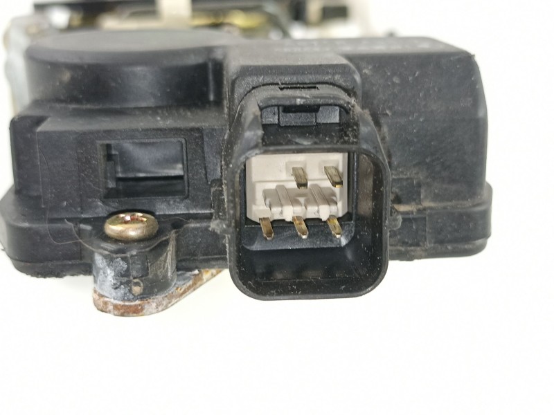 Recambio de cerradura puerta trasera izquierda para hyundai trajet (fo) 2.0 crdi gls referencia OEM IAM 814103A000  