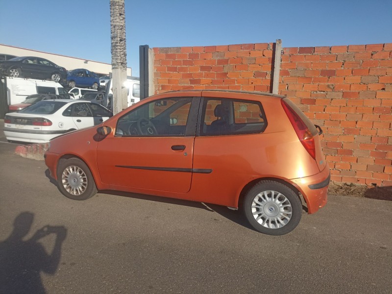 fiat punto berlina (188) del año 2002