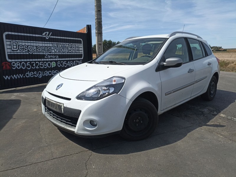 Recambio de carroceria para renault clio grandtour business referencia OEM IAM   