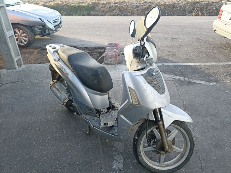 Recambio de carroceria para kymco people 50/125/250/300 people 50 referencia OEM IAM   