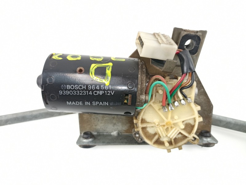 Recambio de motor limpia delantero para peugeot 205 berlina 1.4 mito referencia OEM IAM 640542  9390332314