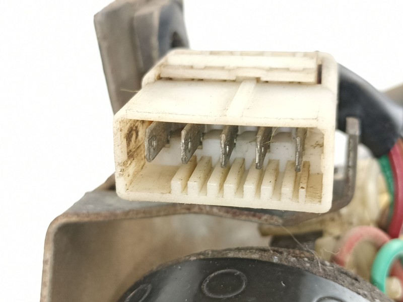 Recambio de motor limpia delantero para peugeot 205 berlina 1.4 mito referencia OEM IAM 640542  9390332314