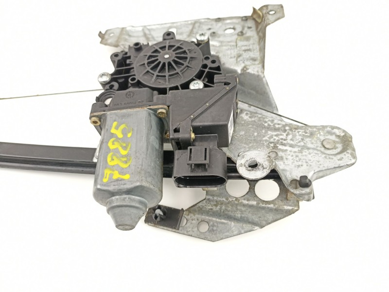 Recambio de elevalunas trasero izquierdo para audi a4 avant (b5) 2.5 tdi referencia OEM IAM 8D0839399A 114185101 