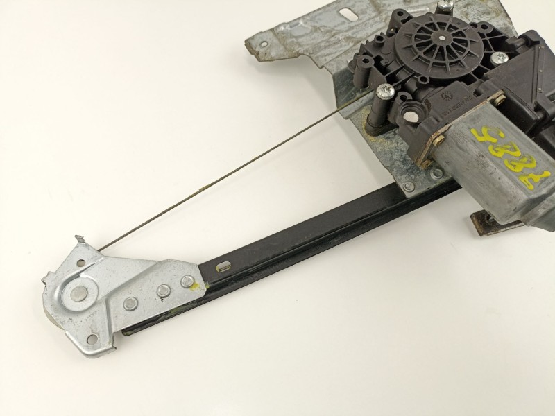 Recambio de elevalunas trasero izquierdo para audi a4 avant (b5) 2.5 tdi referencia OEM IAM 8D0839399A 114185101 