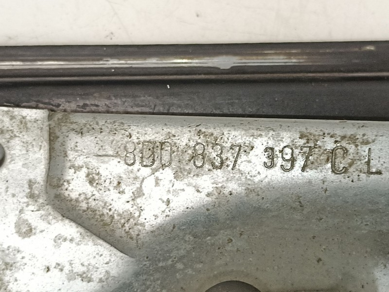 Recambio de elevalunas delantero izquierdo para audi a4 avant (b5) 2.5 tdi referencia OEM IAM 8D0837397C 114185101 