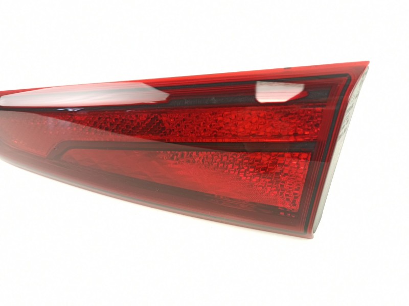 Recambio de piloto porton derecho para hyundai kona ( os,ose,osi ) 1.6 gdi hybrid referencia OEM IAM 92404J9500  