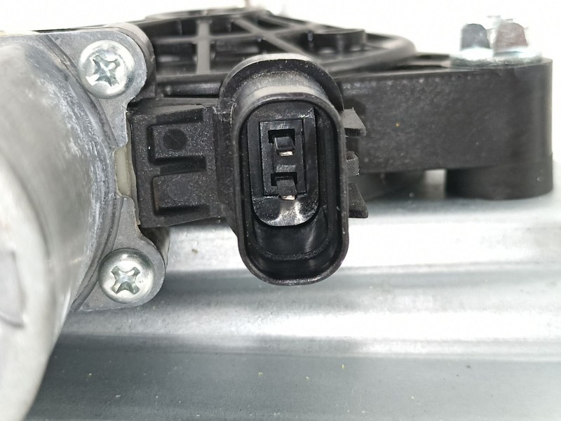 Recambio de elevalunas trasero derecho para hyundai kona ( os,ose,osi ) 1.6 gdi hybrid referencia OEM IAM 83402J9000  82450J9000