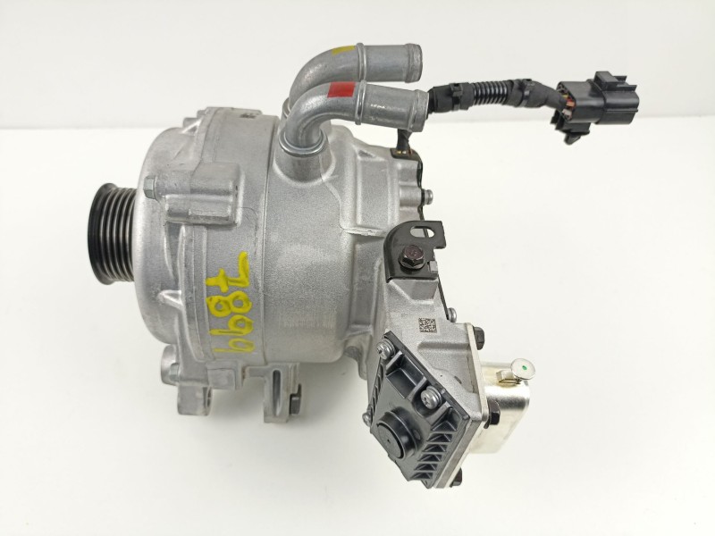 Recambio de alternador para hyundai kona ( os,ose,osi ) 1.6 gdi hybrid referencia OEM IAM 3739003900  