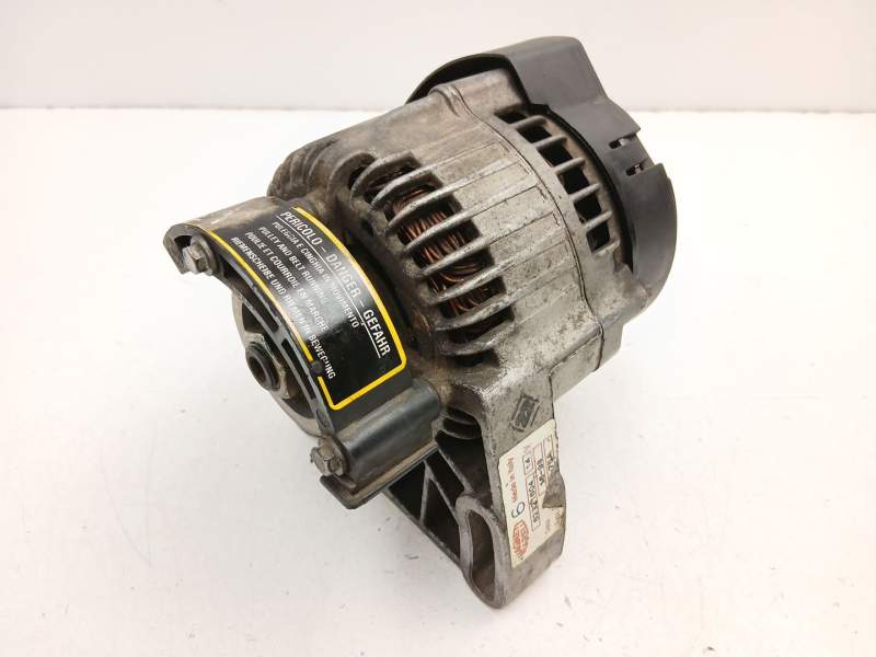Recambio de alternador para fiat punto (176_) 75 1.2 referencia OEM IAM 46407646 63321604 