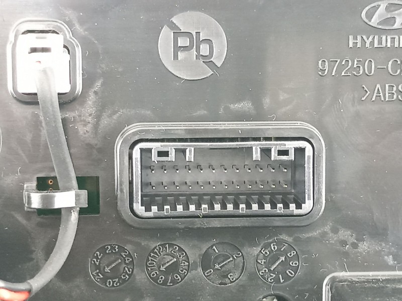 Recambio de mandos calefaccion aire para hyundai kona ( os,ose,osi ) 1.6 gdi hybrid referencia OEM IAM 97250CMAD0  