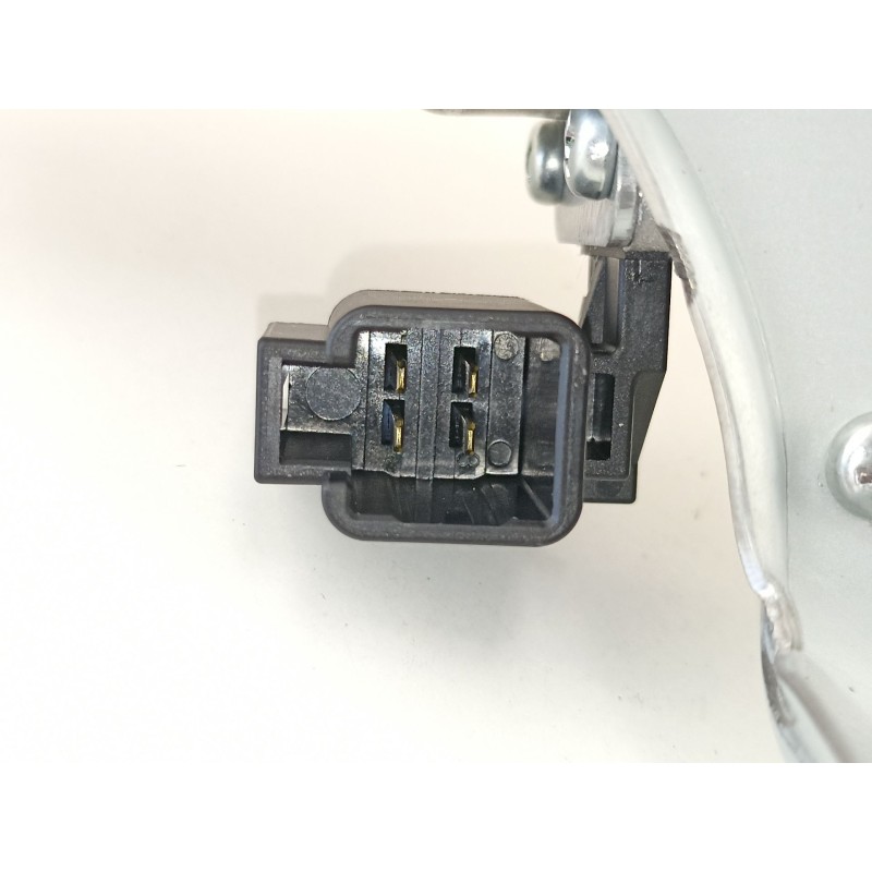 Recambio de motor limpia trasero para hyundai kona ( os,ose,osi ) 1.6 gdi hybrid referencia OEM IAM 98700J9000 035111940 