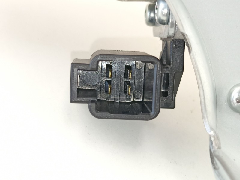 Recambio de motor limpia trasero para hyundai kona ( os,ose,osi ) 1.6 gdi hybrid referencia OEM IAM 98700J9000 035111940 