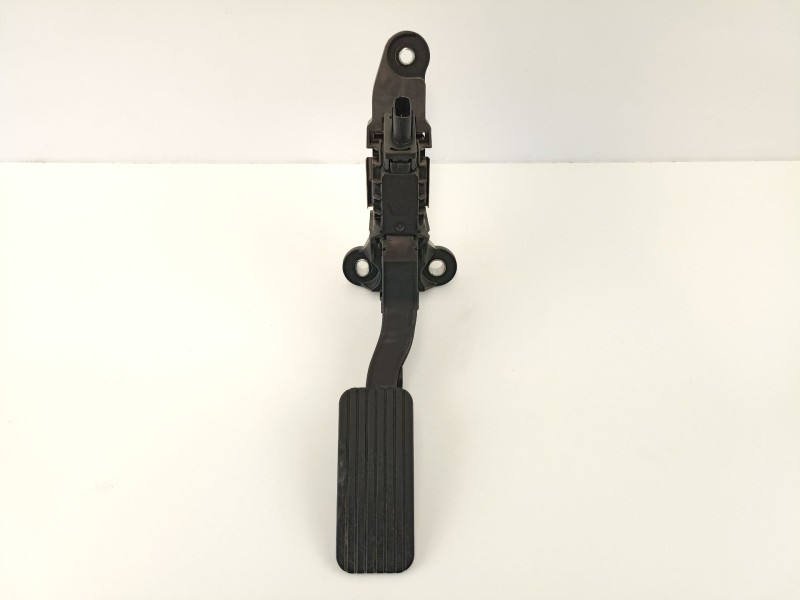 Recambio de potenciometro aceleracion para hyundai kona ( os,ose,osi ) 1.6 gdi hybrid referencia OEM IAM 32700H8100  CN08443410