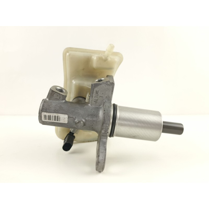 Recambio de bomba de freno para volkswagen passat 2.3 g v5 referencia OEM IAM 8D2611021A  8E0611301E