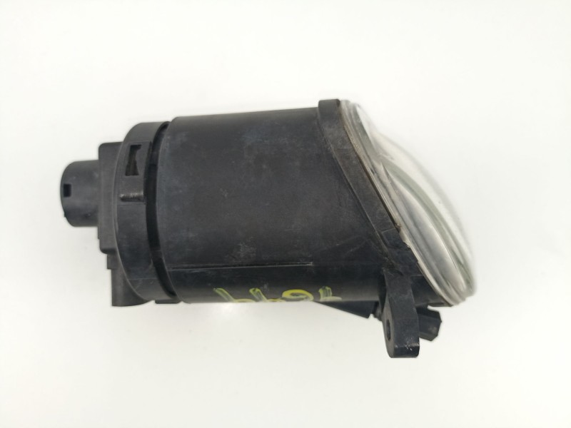 Recambio de antiniebla derecho para volkswagen passat 2.3 g v5 referencia OEM IAM 3B7941700A  