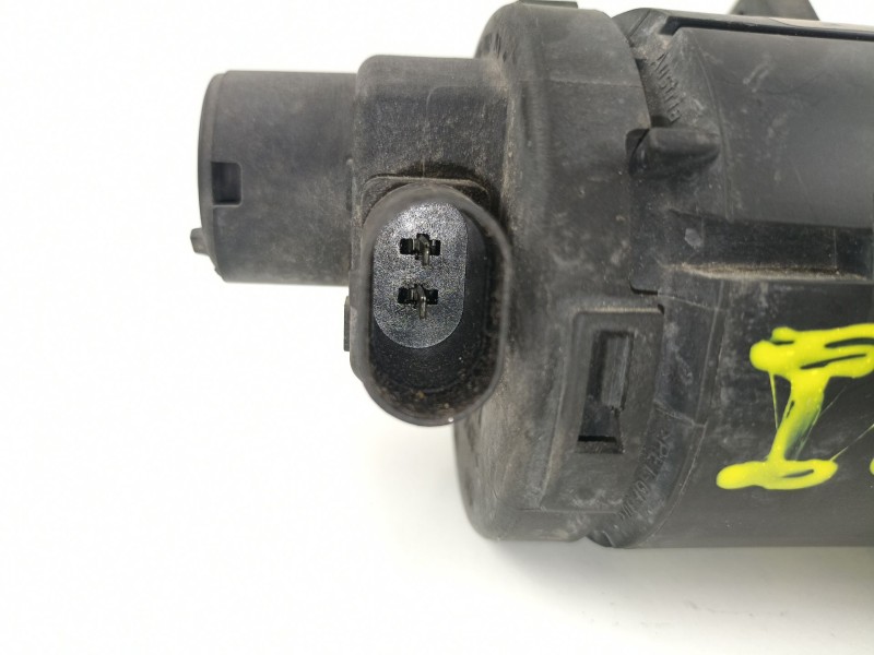 Recambio de antiniebla izquierdo para volkswagen passat 2.3 g v5 referencia OEM IAM 3B7941699A  