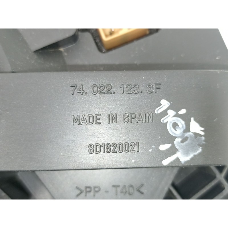 Recambio de motor calefaccion para volkswagen passat 2.3 g v5 referencia OEM IAM 8D1820021 740221233F 