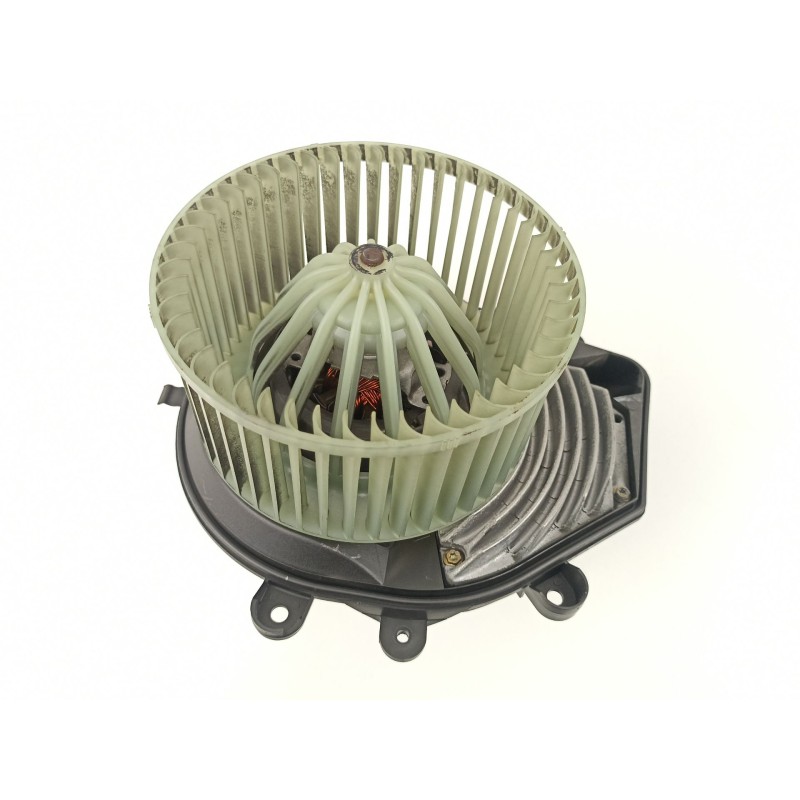 Recambio de motor calefaccion para volkswagen passat 2.3 g v5 referencia OEM IAM 8D1820021 740221233F 