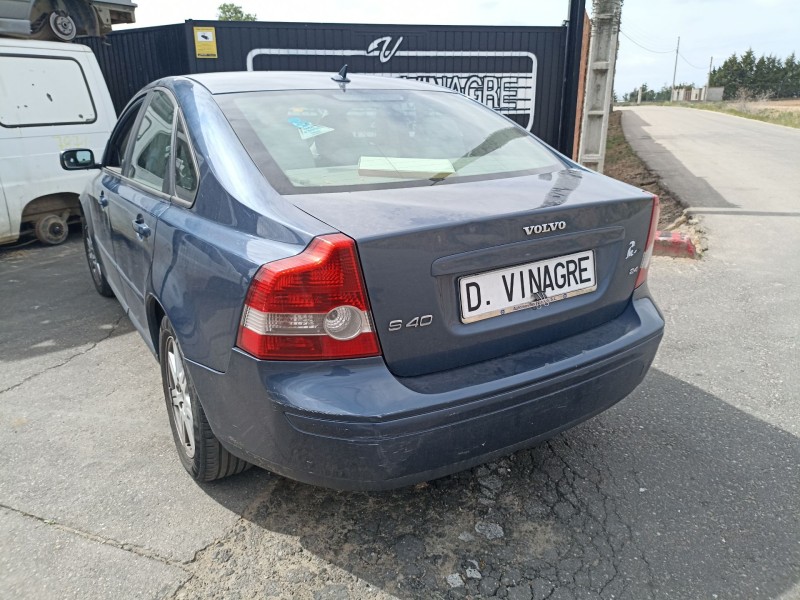 volvo s40 berlina del año 2003