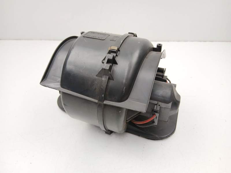 Recambio de motor calefaccion para renault 19 1.4 g -e7j 4p referencia OEM IAM 7700811864  