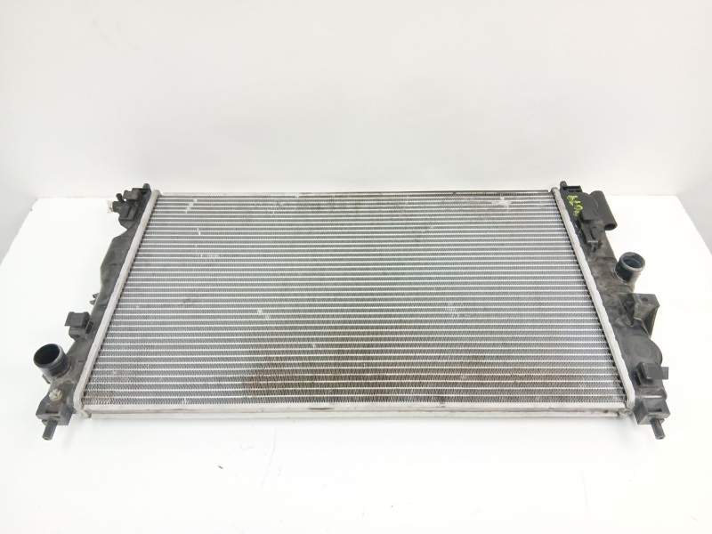 Recambio de radiador turbo diesel para chevrolet orlando (j309) 2.0 d referencia OEM IAM 13267666  