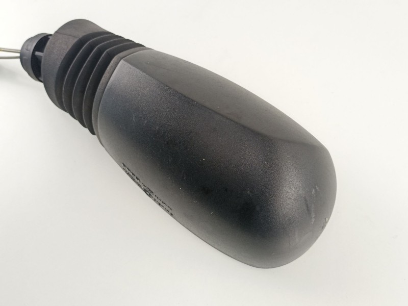 Recambio de retrovisor izquierdo para fiat punto berlina (188) 1.2 16v cat referencia OEM IAM 735310075  