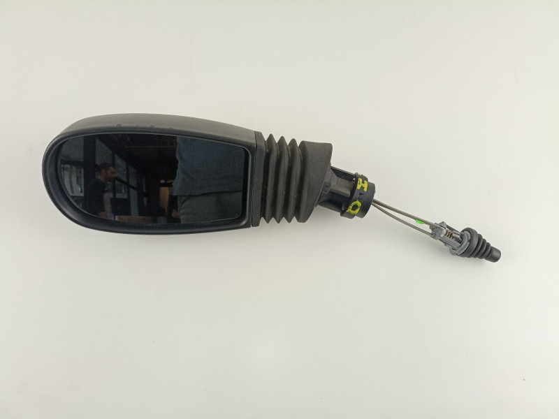 Recambio de retrovisor izquierdo para fiat punto berlina (188) 1.2 16v cat referencia OEM IAM 735310075  