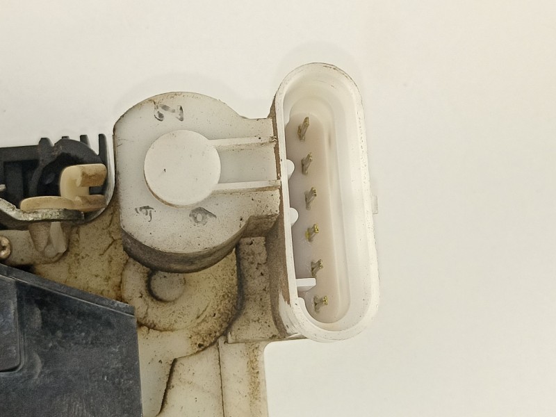 Recambio de cerradura puerta delantera derecha para fiat punto berlina (188) 1.2 16v cat referencia OEM IAM 46535997  