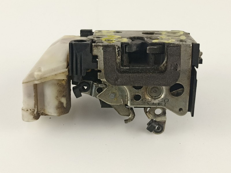 Recambio de cerradura puerta delantera izquierda para fiat punto berlina (188) 1.2 16v cat referencia OEM IAM 46535998  