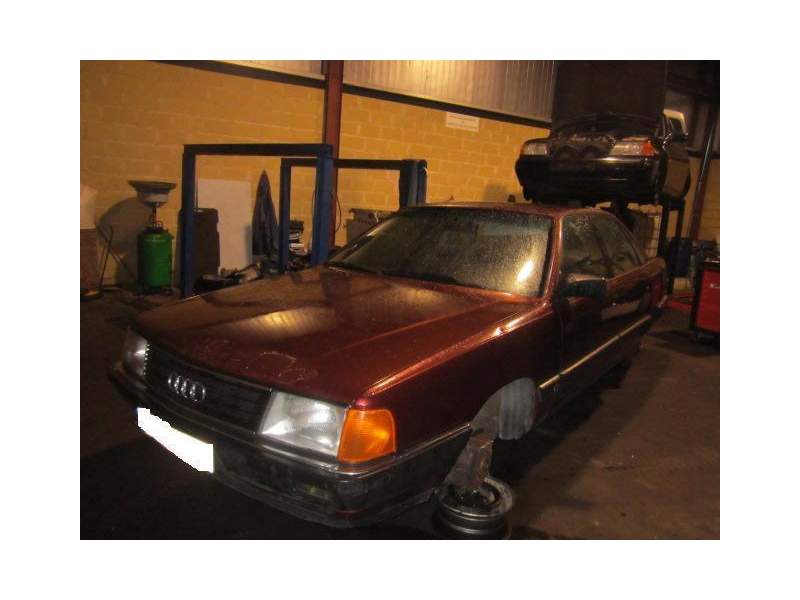 AUDI 100