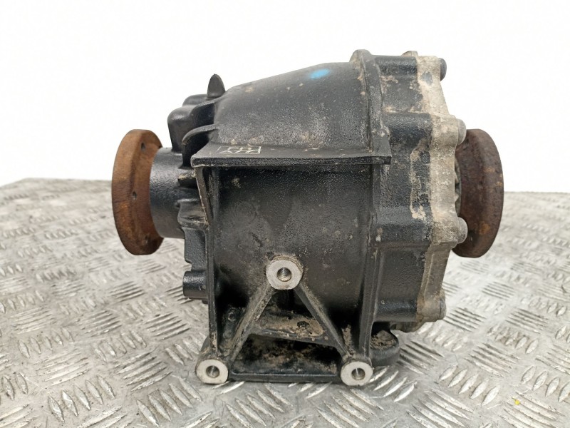 Recambio de diferencial trasero para volkswagen passat variant (3b6) 2.3 vr5 4motion referencia OEM IAM CUC  01R525053D
