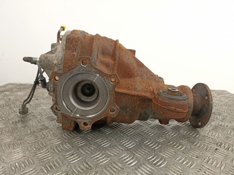 Recambio de diferencial trasero para nissan pathfinder 2.5 td referencia OEM IAM 38311EB300  