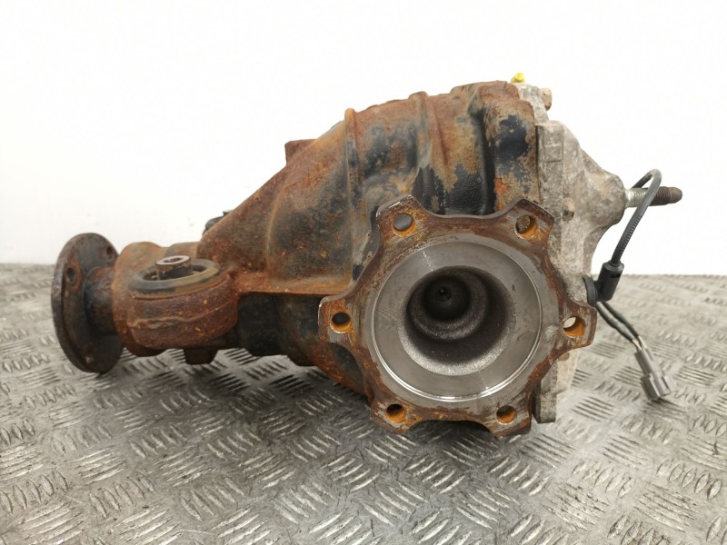 Recambio de diferencial trasero para nissan pathfinder 2.5 td referencia OEM IAM 38311EB300  