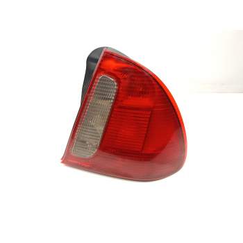 PILOTO TRASERO DERECHO XFB101000 